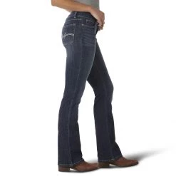 Wrangler Ladies Essential Jean -Clothing & Footwear Sales sftp a s assets20210921000000029