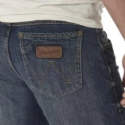 Wrangler Men's Retro Slim Fit Boot Cut Jean -Clothing & Footwear Sales sftp a s assets20210921000000237