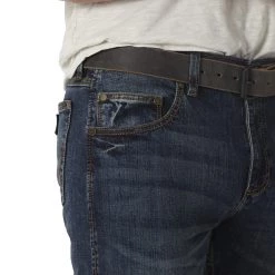 Wrangler Men's Retro Slim Fit Straight Leg Jeans -Clothing & Footwear Sales sftp a s assets20210921000000243